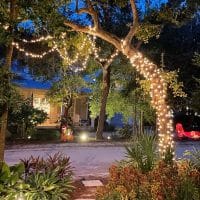 Our Minimized Holiday Decor